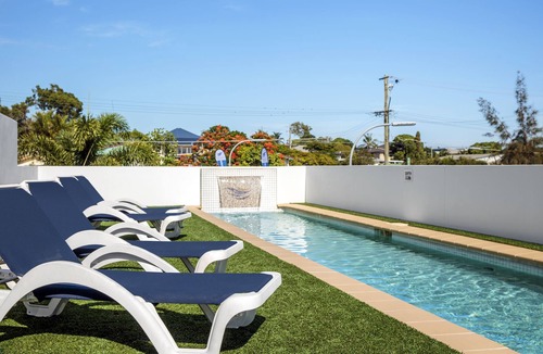 Scarborough Apartment | Scarborough Beach Resort QLD