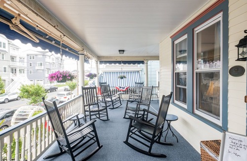 North End Bed & Breakfast | Scarborough Inn