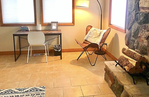 Durango Apartment | Scenic 1BR Country Retreat w/ Fireplace