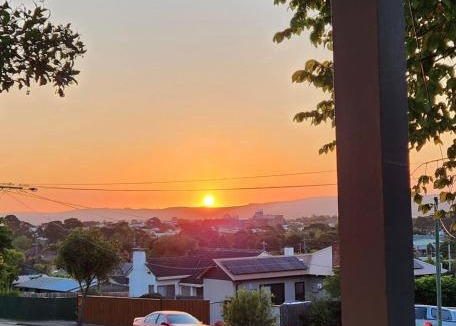 Morwell House | Scenic 3BR Stay | Mountain Views & Peaceful Vibes