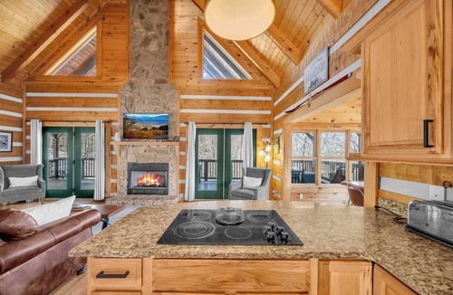 Charter Hills Ski Chalet | Scenic 4-BR Chalet with Hot Tub