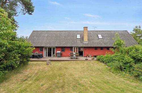 Ronne House | Scenic area close to forest golf and beach
