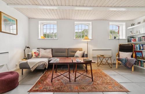 Ronne House | Scenic Area Close To Forest Golf And Beach