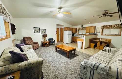 Wheeler County Cabin | Scenic Cabin Escape – Cozy Comforts @ Ericson Lake
