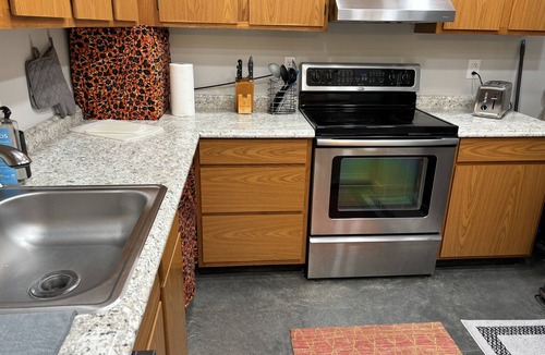 Amelia Court House Apartment | Scenic Countryside Condo