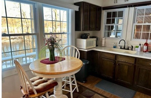 Shoals House | Scenic Escape: River Paradise