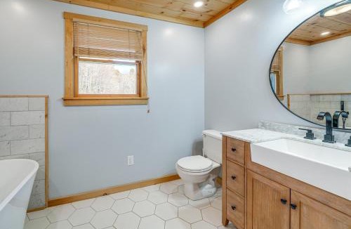 Slatyfork Farm House | Scenic Getaway, 10 Mi to Snowshoe Mountain & Lake!