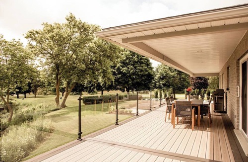 Huron East House | Scenic Golf Course Escape