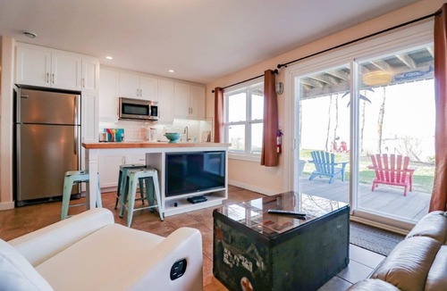 Stratford Apartment | Scenic Harbour View House, Exceptional Oceanfront overlooking Charlottetown.