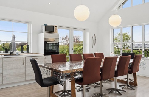 Middelfart House | Scenic holiday home close to the water