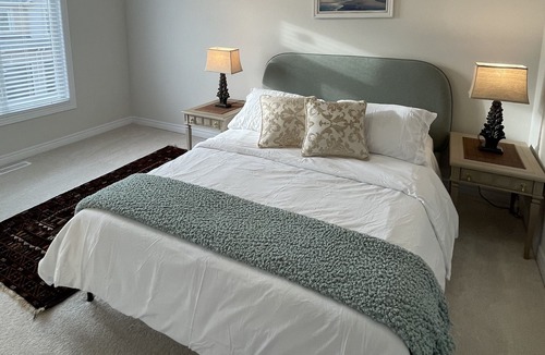Stoney Creek House | Scenic House , Hosted by Salman in Hamilton