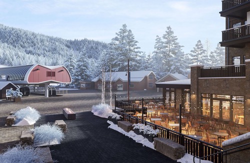 River Run Hotel | Scenic King Room w/Balcony, Views & Ski Access