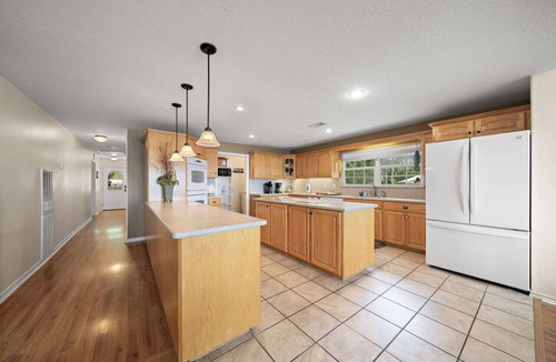 Onalaska House | Scenic Lakefront Retreat with Boat Lift