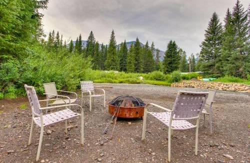 Cooke City-Silver Gate House | Scenic Montana Cabin Rental ~ 1 Mi to Yellowstone!