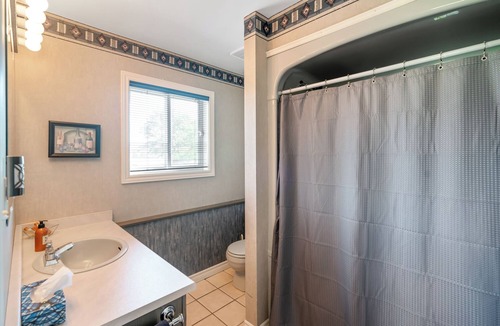 Virgil Other | Scenic Niagara Vineyard Farm Home for up to 9ppl