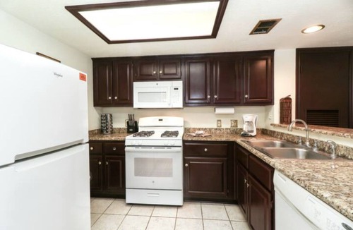 Seven Coves Condo | ⛱ Scenic Over-The-Water Balcony 3 Mile Lake View☀️