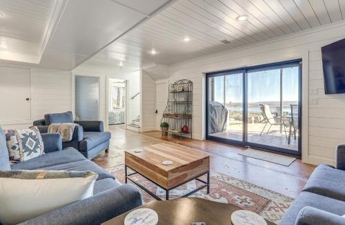 Fairfield Bay House | 'Scenic Overlook' - Luxe Greers Ferry Hideaway!