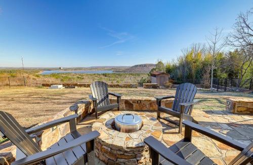 Fairfield Bay House | 'Scenic Overlook' - Luxe Greers Ferry Hideaway!