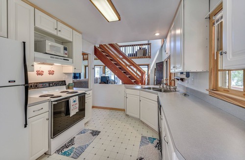 Port Haywood House | Scenic Port Haywood Gem w/Waterfront Views!