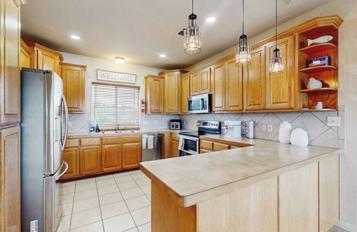 Highland Lake Estates House | Scenic riverfront home w boat access, private pool/hot tub - close to shopping