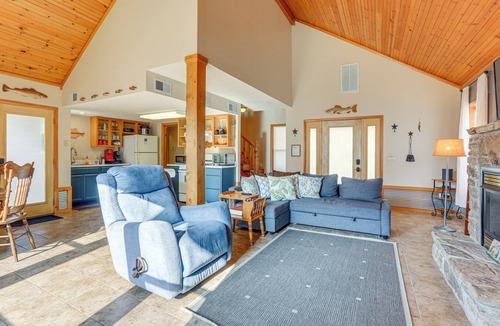Mountain Home House | Scenic Sanctuary on the White River! Family Home