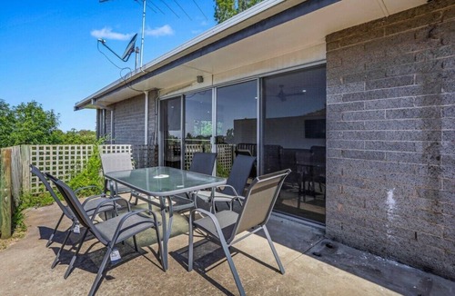 Highton House | Scenic Stay I Short or Long Term