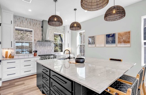 Marble Falls House | Scenic Sunsets-private pool, boat lift, game room