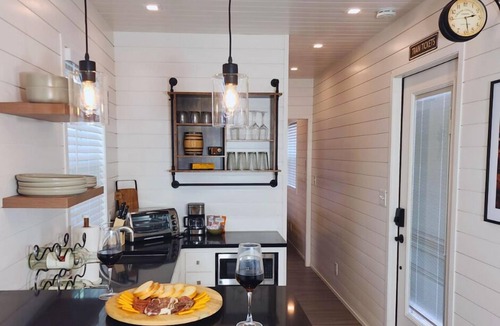 Fredericksburg Cottage | Scenic Train-Themed Stay with Rooftop Deck & Pool