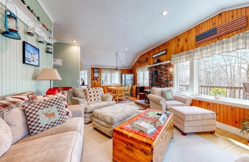 Naples House | Scenic View Cottage