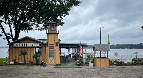 Lone Star Hotel | Scenic View Motel & RV Park