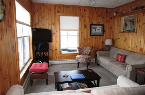Alexandria Bay House | Scenic View Park House
