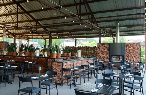 Kingston Hotel | Scenic Views and Modern Comforts! Near Hudson River Maritime Museum
