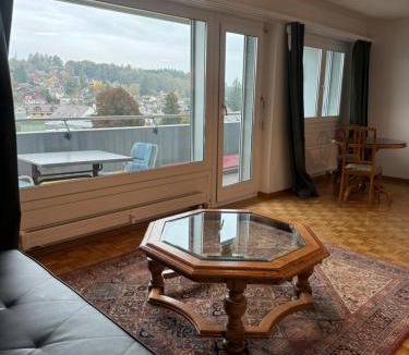 Koeniz Apartment | Schöne Wohnung in Bern