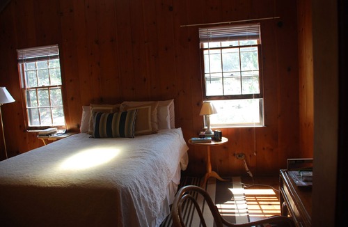 Beach Hampton Cottage | Scheffer Beach Cottage, 200 Yards from Private Beach