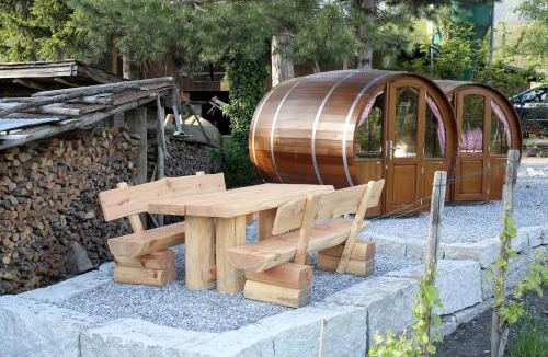 Maienfeld Bed & Breakfast | Schlaf-Fass Maienfeld