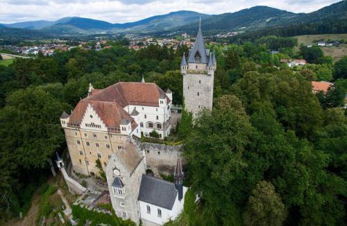 Bernried Bed & Breakfast | Schloss Egg