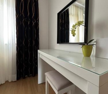 Vir Apartment | Schoenfeld Apartman