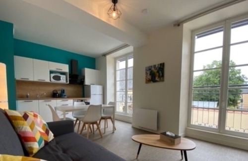 La Fleche Apartment | school 103