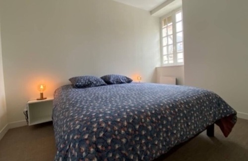 La Fleche Apartment | school 103