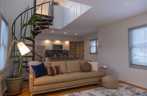 Neighborhood of the Arts Villa | School 31 Lofts, Gallery:LOFT 646