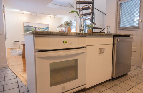 Neighborhood of the Arts Villa | School 31 Lofts, Gallery:LOFT 646