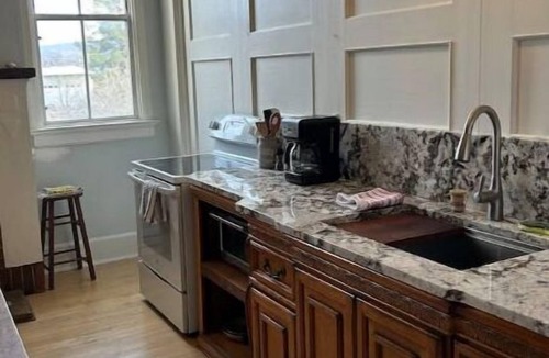 Clarkdale Apartment | Schoolhouse Flat by Verde Train