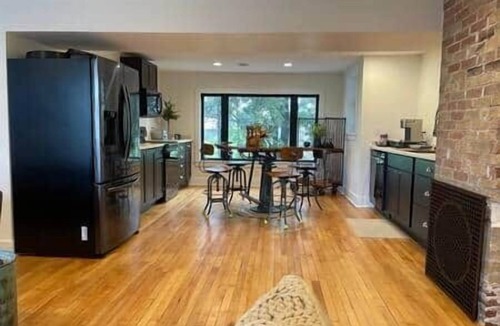 Elkhart Lake House | SchoolHouse Pent-House