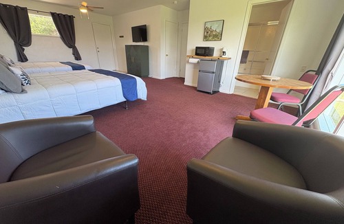 Bull Shoals Resort | Schooner #242 @ Bel Arco on Bull Shoals Lake