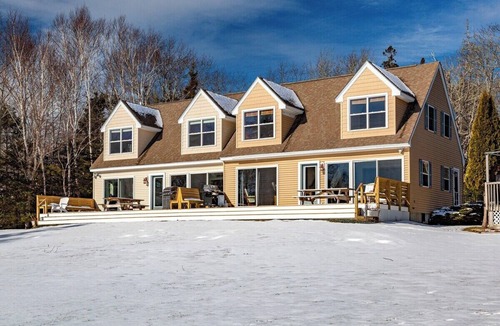 Trenton House | Schooner Bay House-Oceanfront!