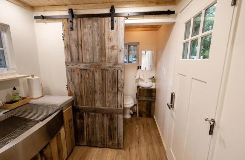 Schuylerville Hotel | Schuyler Yacht Basin