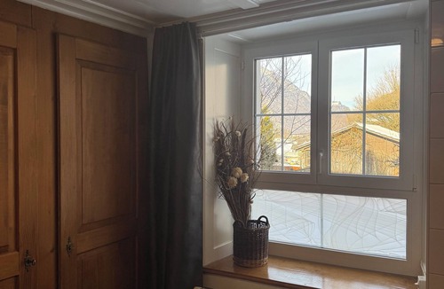 Glarus Sued Apartment | Schweizerhaus Glarus - Historic with charm, ideal for groups and families