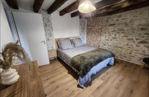 Bonnac-la-Cote Bed & Breakfast | SCI Maison Rouge 1