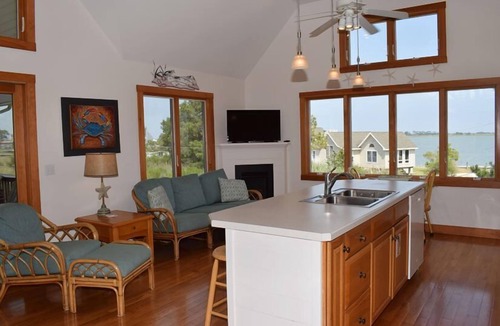 Deep Hole House | Scooby Dunes- Waterview w/Shared Water Access