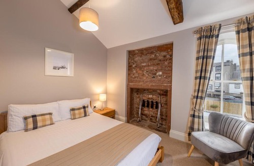 Wing House | Scotch Arms Mews Bed & Breakfast